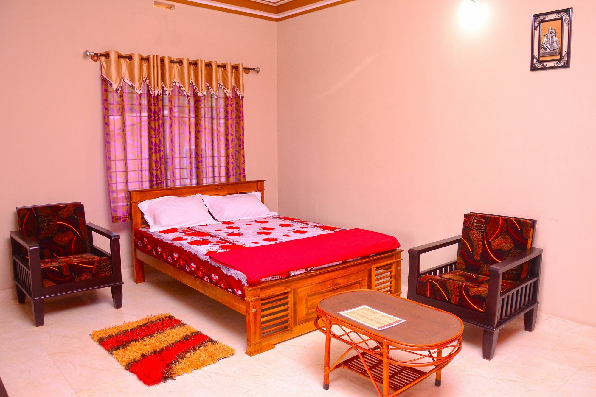 Coorg Girinivas Deluxe Homestay-Wi-Fi มาดิเครี ภายนอก รูปภาพ